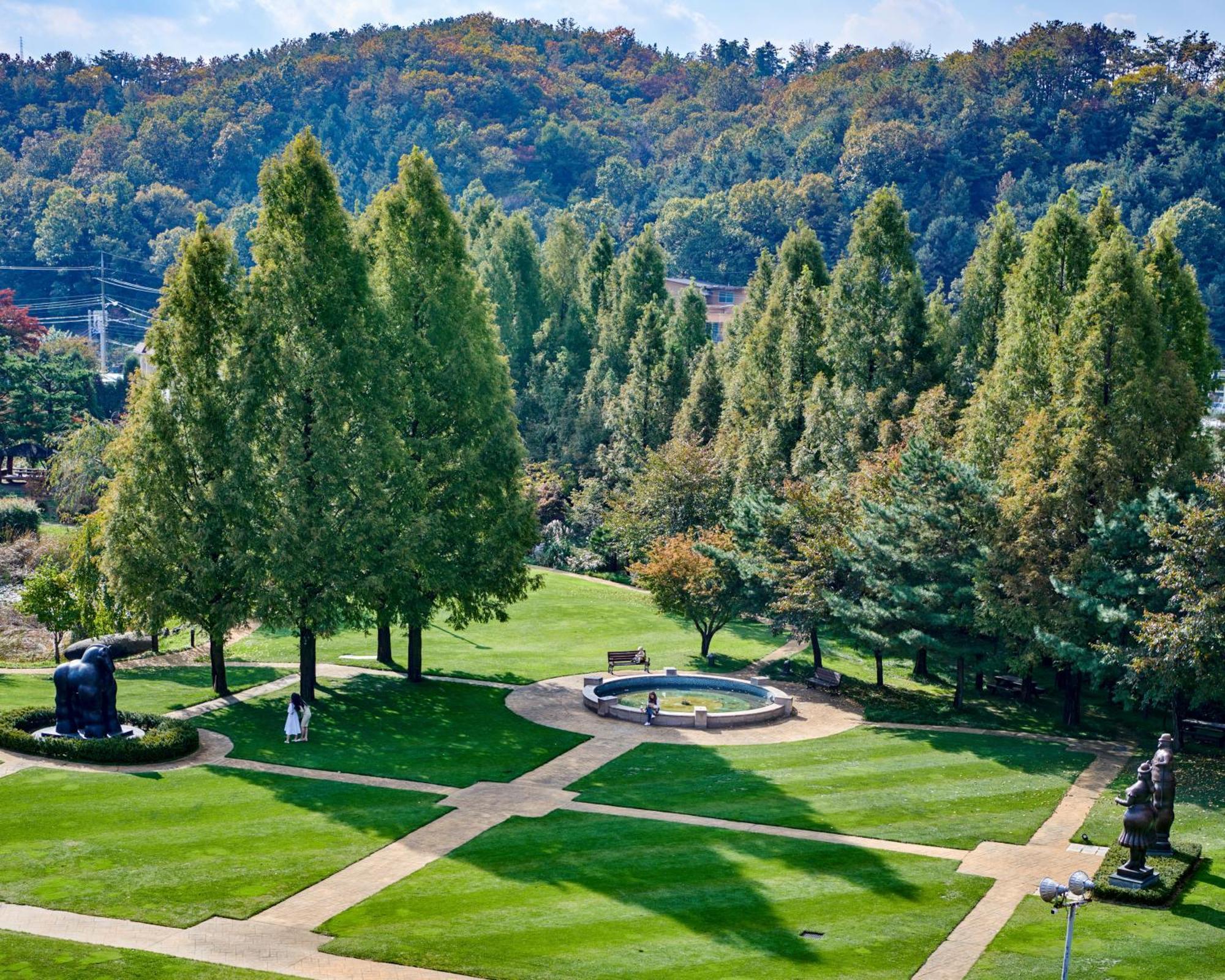 Pocheon Adonis Art Hill Hotel Экстерьер фото